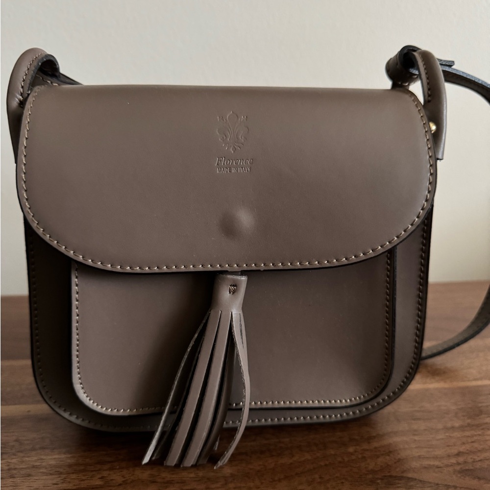 Florence Made In Italy Grey Leather Saddle Crossbody Purse